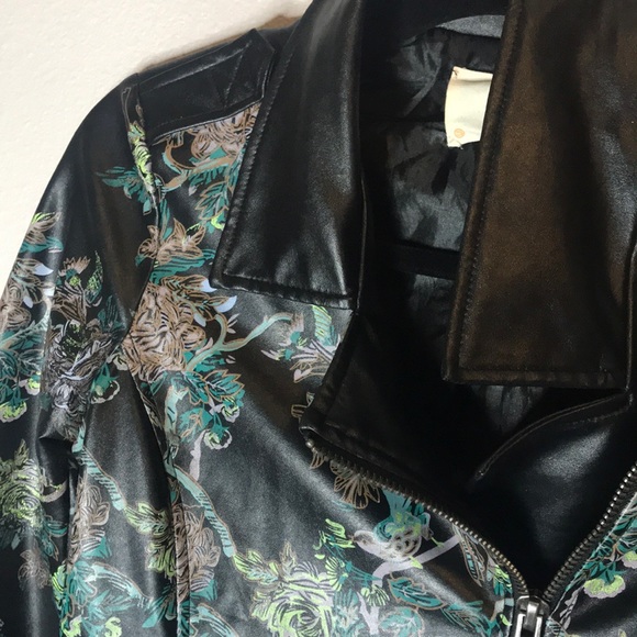 Floral Moto Jacket - Picture 6 of 7